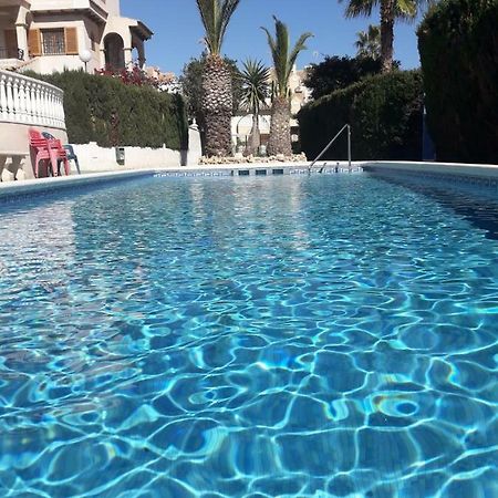 Residencia Alhambra Los Cisnes Torrevieja Extérieur photo