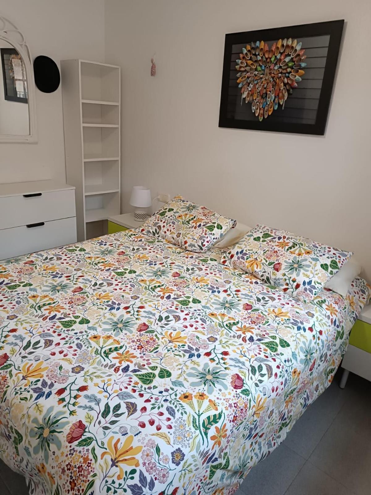 Residencia Alhambra Los Cisnes Torrevieja Chambre photo