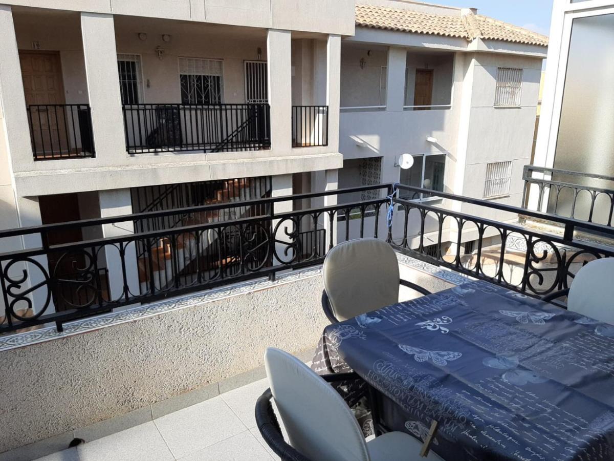 Residencia Alhambra Los Cisnes Torrevieja Extérieur photo