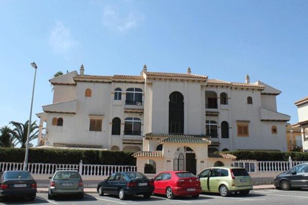 Residencia Alhambra Los Cisnes Torrevieja Extérieur photo